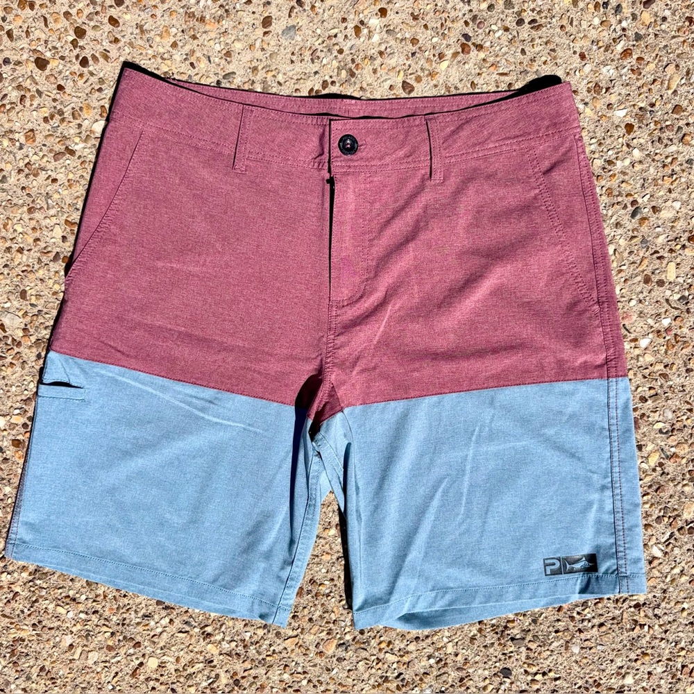 NWOT Pelagic Deep Sea Hybrid Board Fishing Shorts Size 36